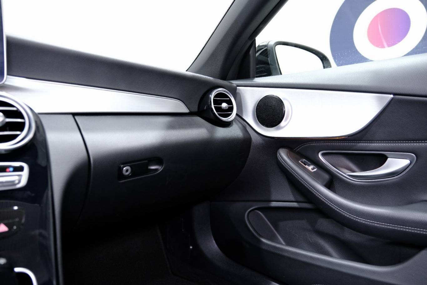 MERCEDES-BENZ C 220 32