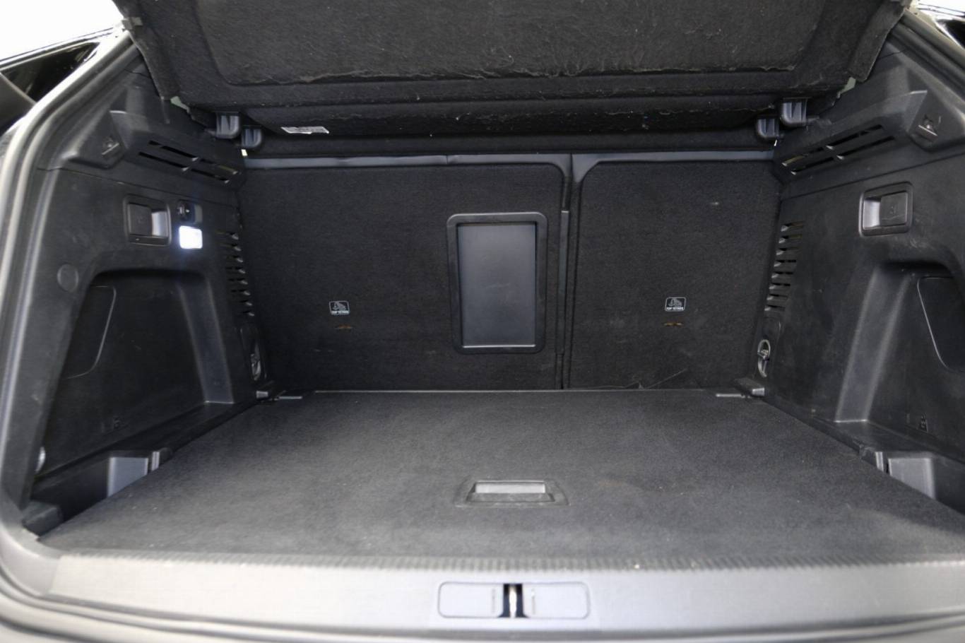 PEUGEOT 3008 65