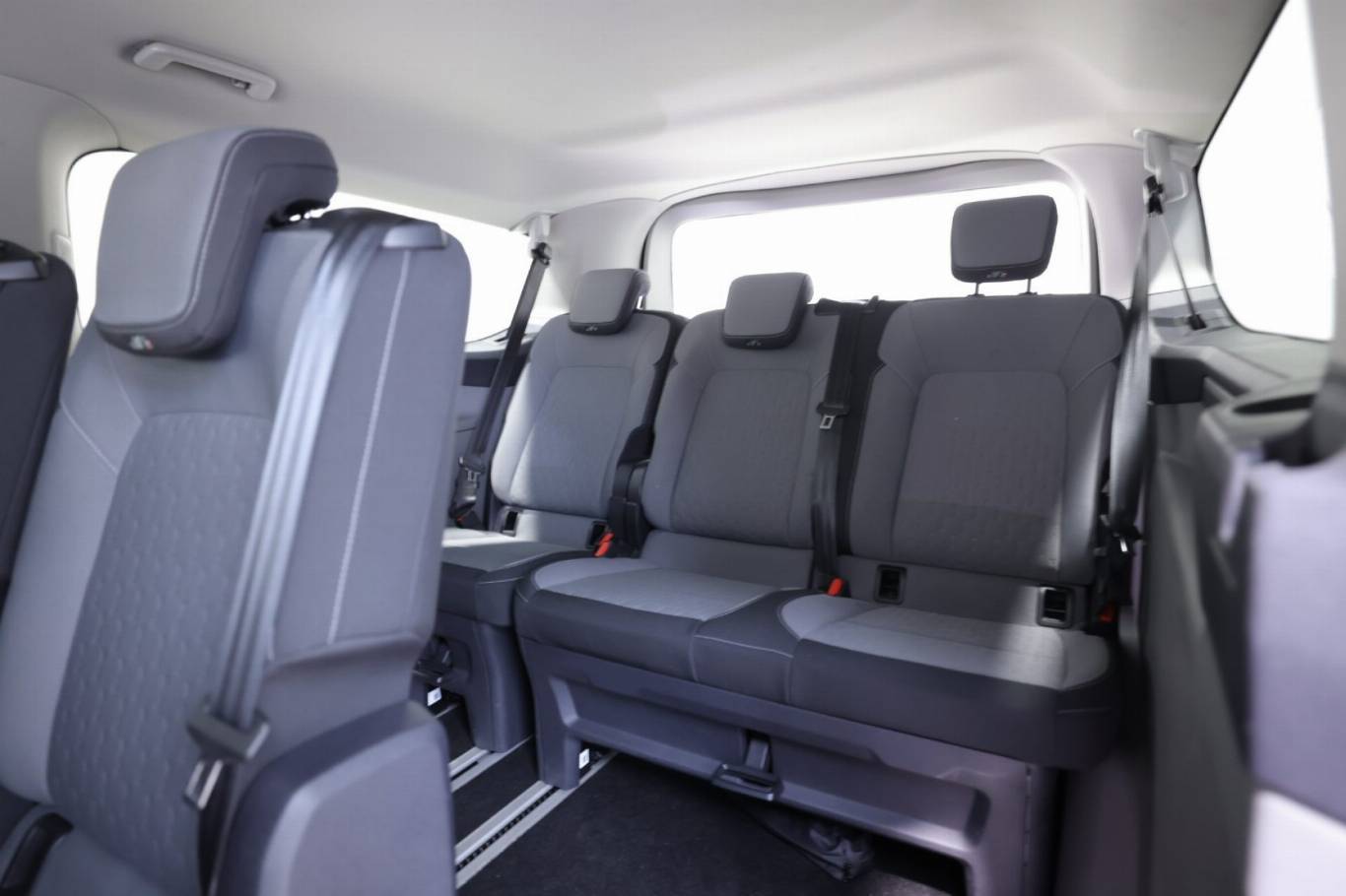 FORD Tourneo Custom 11