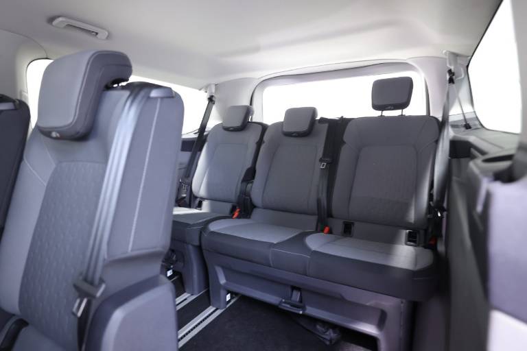 FORD Tourneo Custom 11