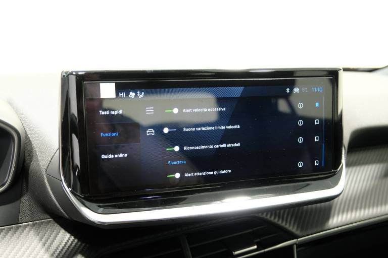 PEUGEOT 2008 28