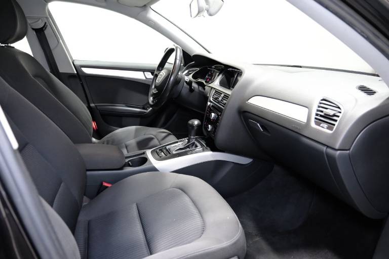 AUDI A4 56