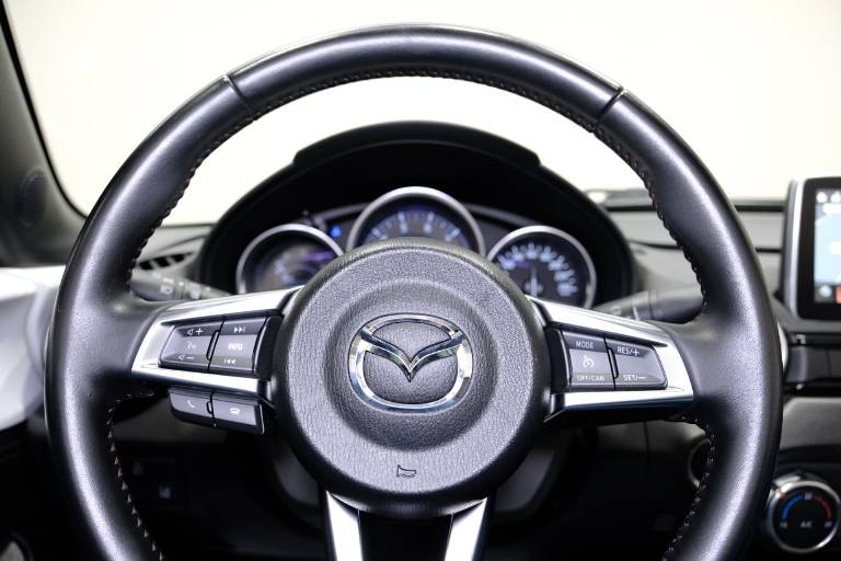 MAZDA MX-5 7