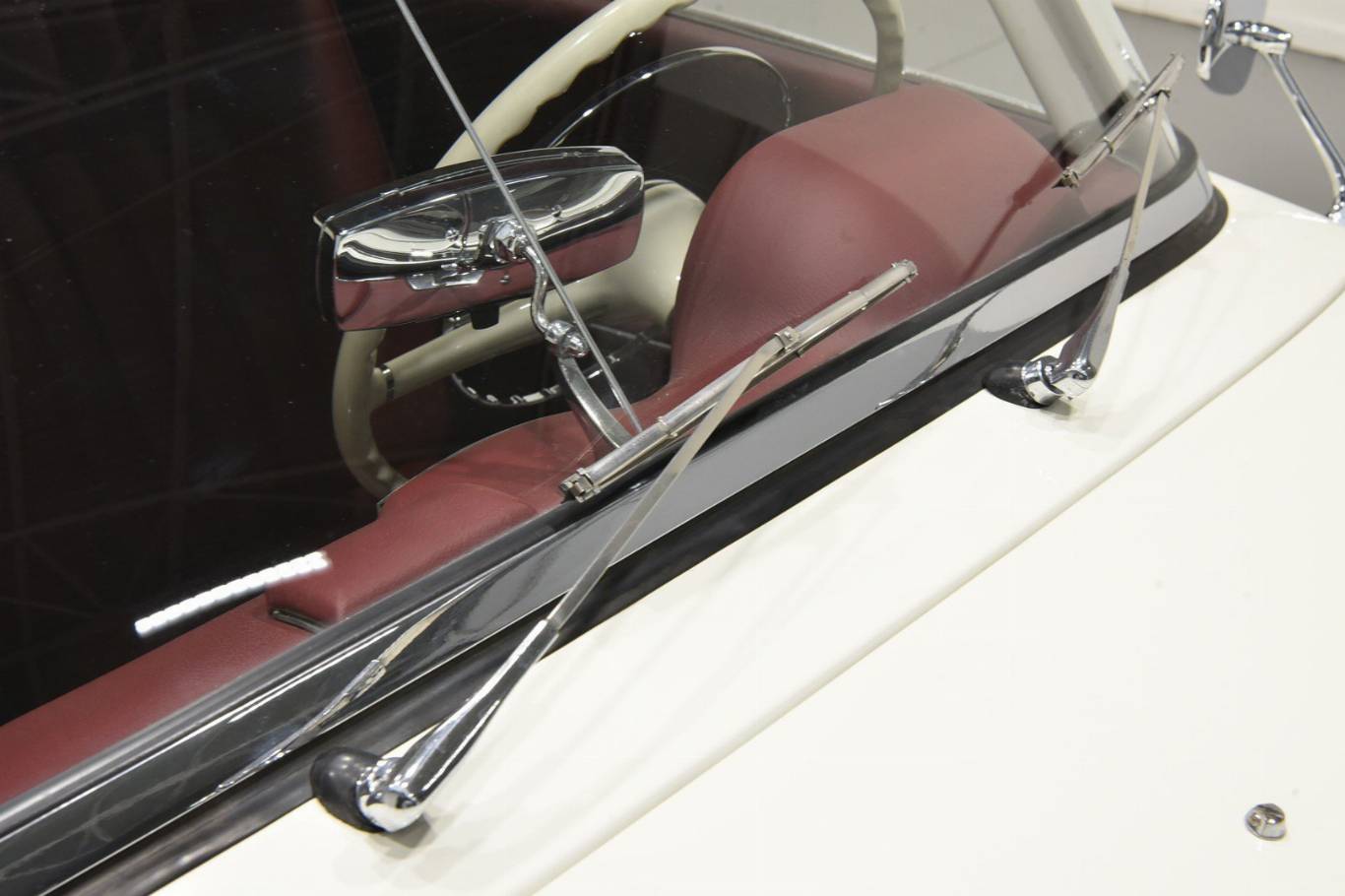 MERCEDES-BENZ 190 55