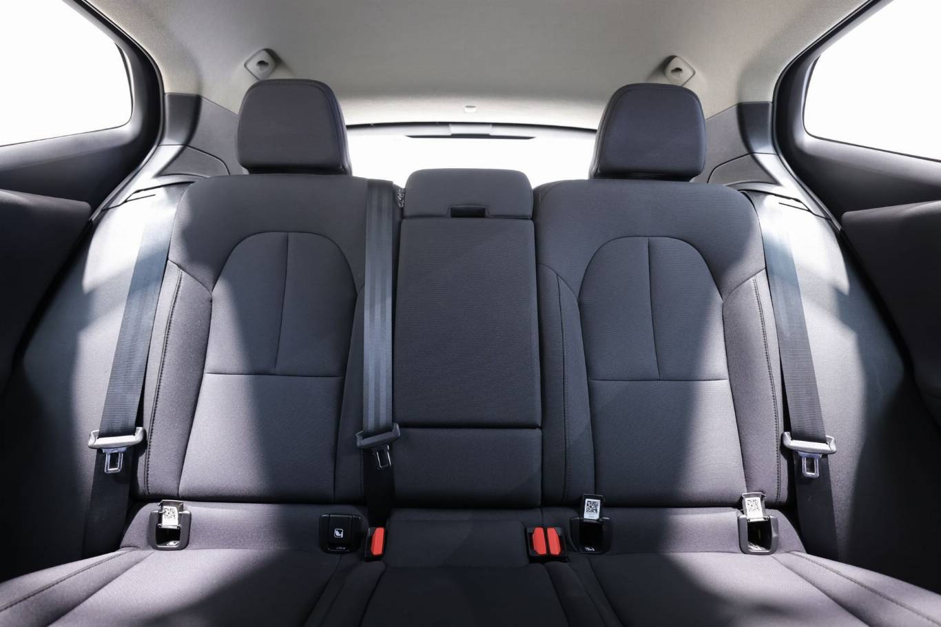 VOLVO XC40 34
