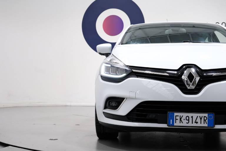 RENAULT Clio 51