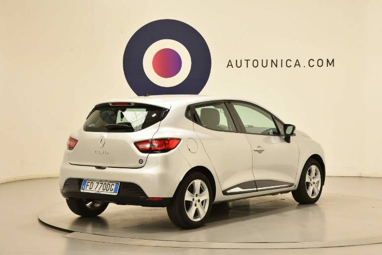 RENAULT Clio 14