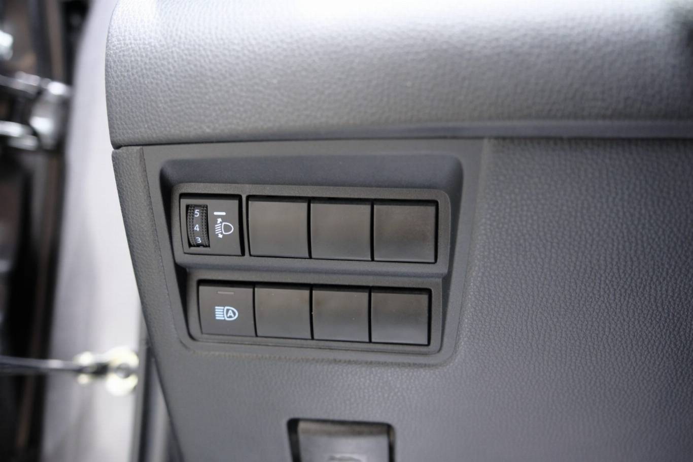 TOYOTA Yaris Cross 29