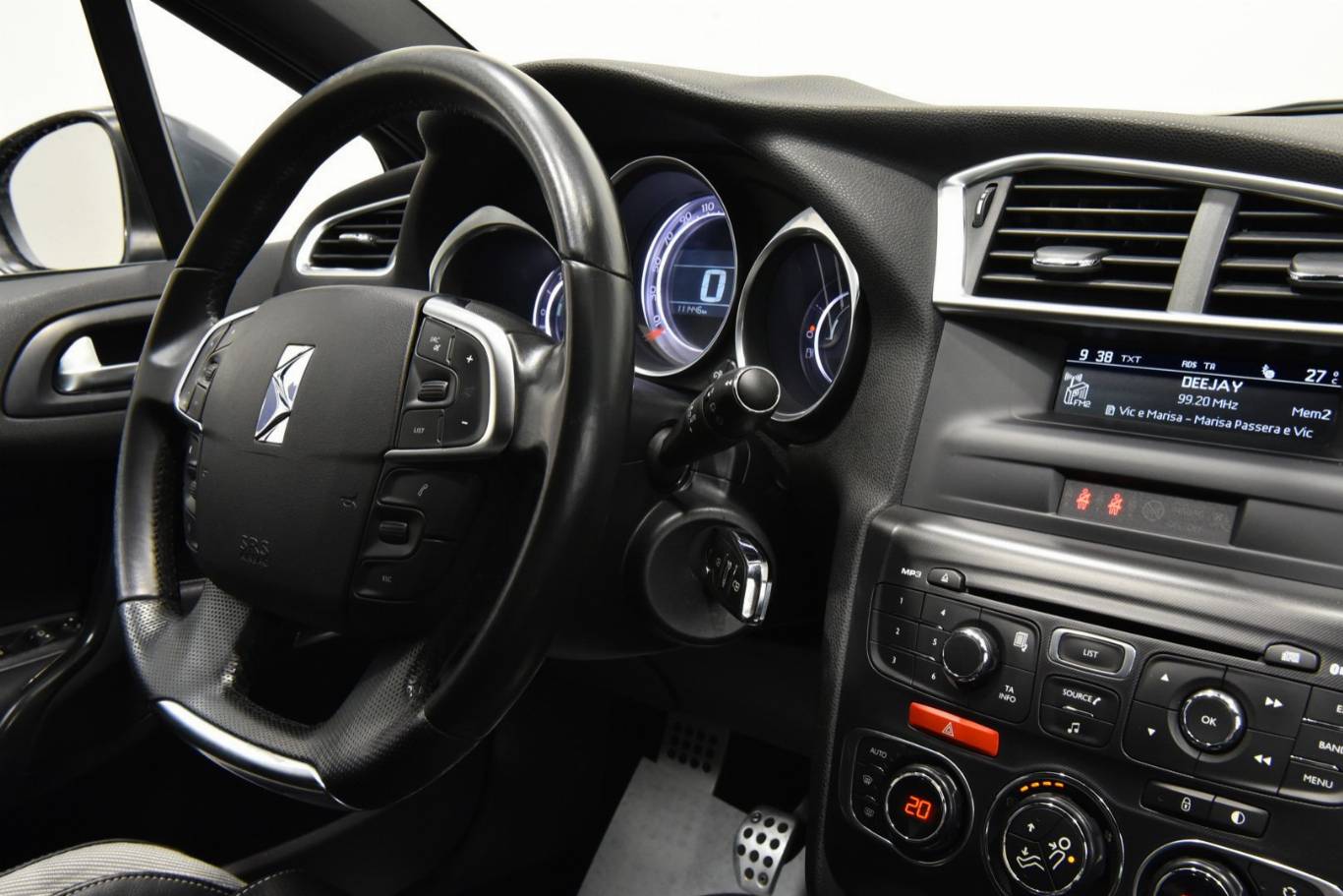 DS AUTOMOBILES DS 4 42