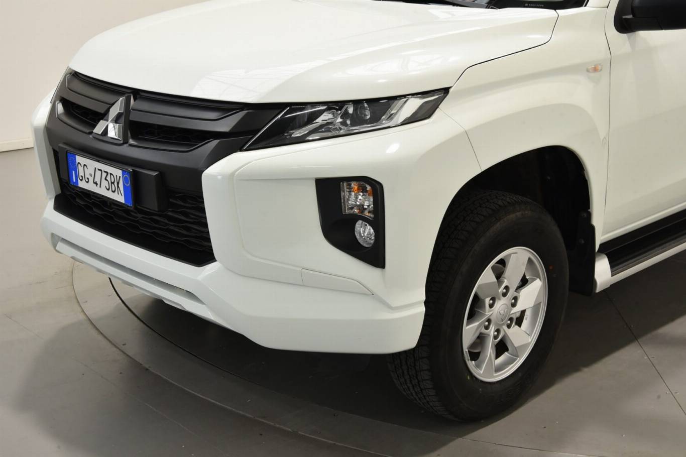 MITSUBISHI L200 41