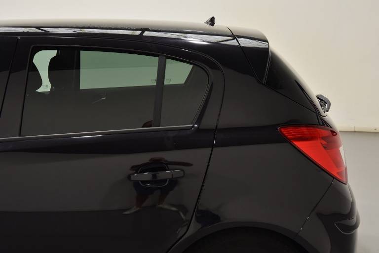 OPEL Corsa 43