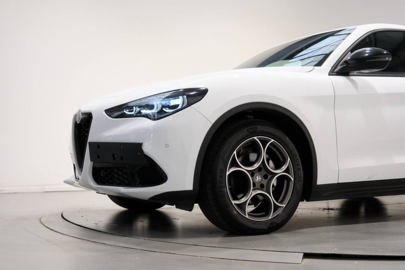 ALFA ROMEO Stelvio 11