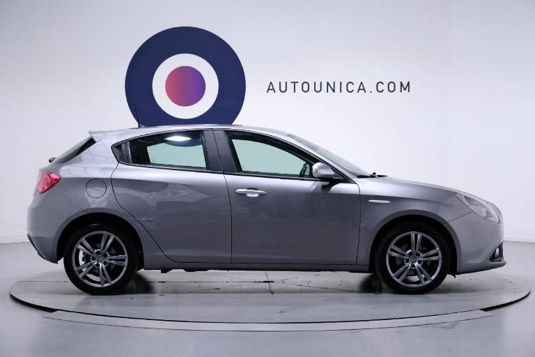 ALFA ROMEO Giulietta 4