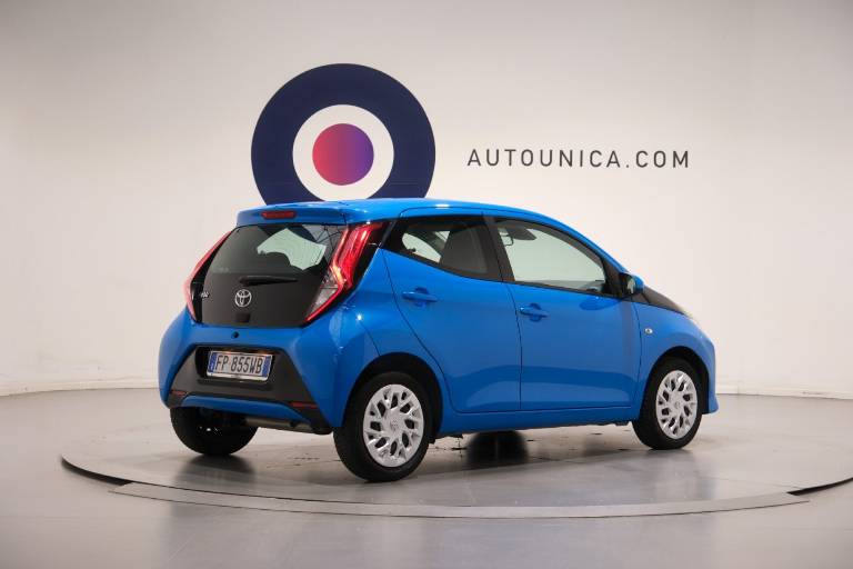 TOYOTA Aygo 14