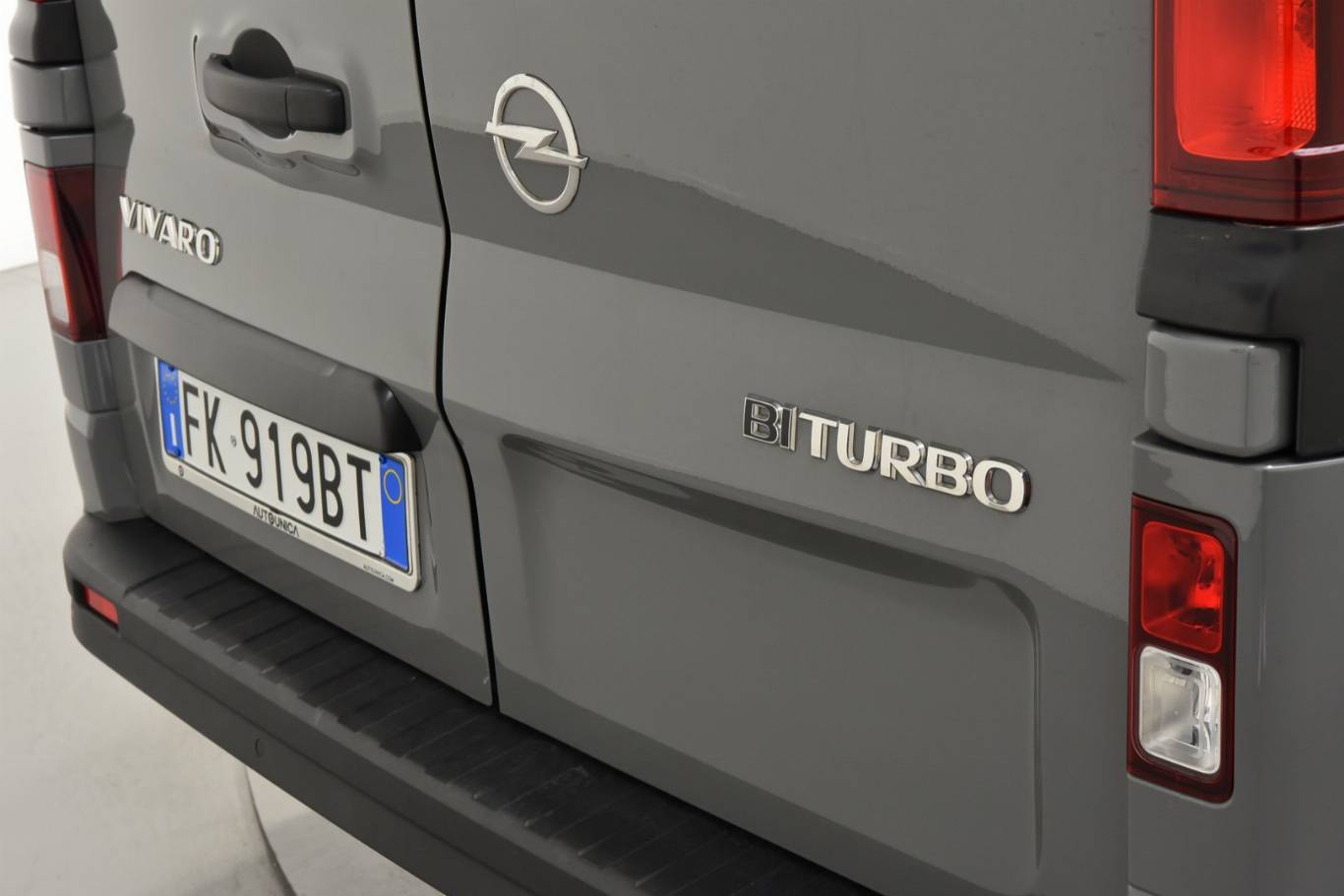 OPEL Vivaro 63