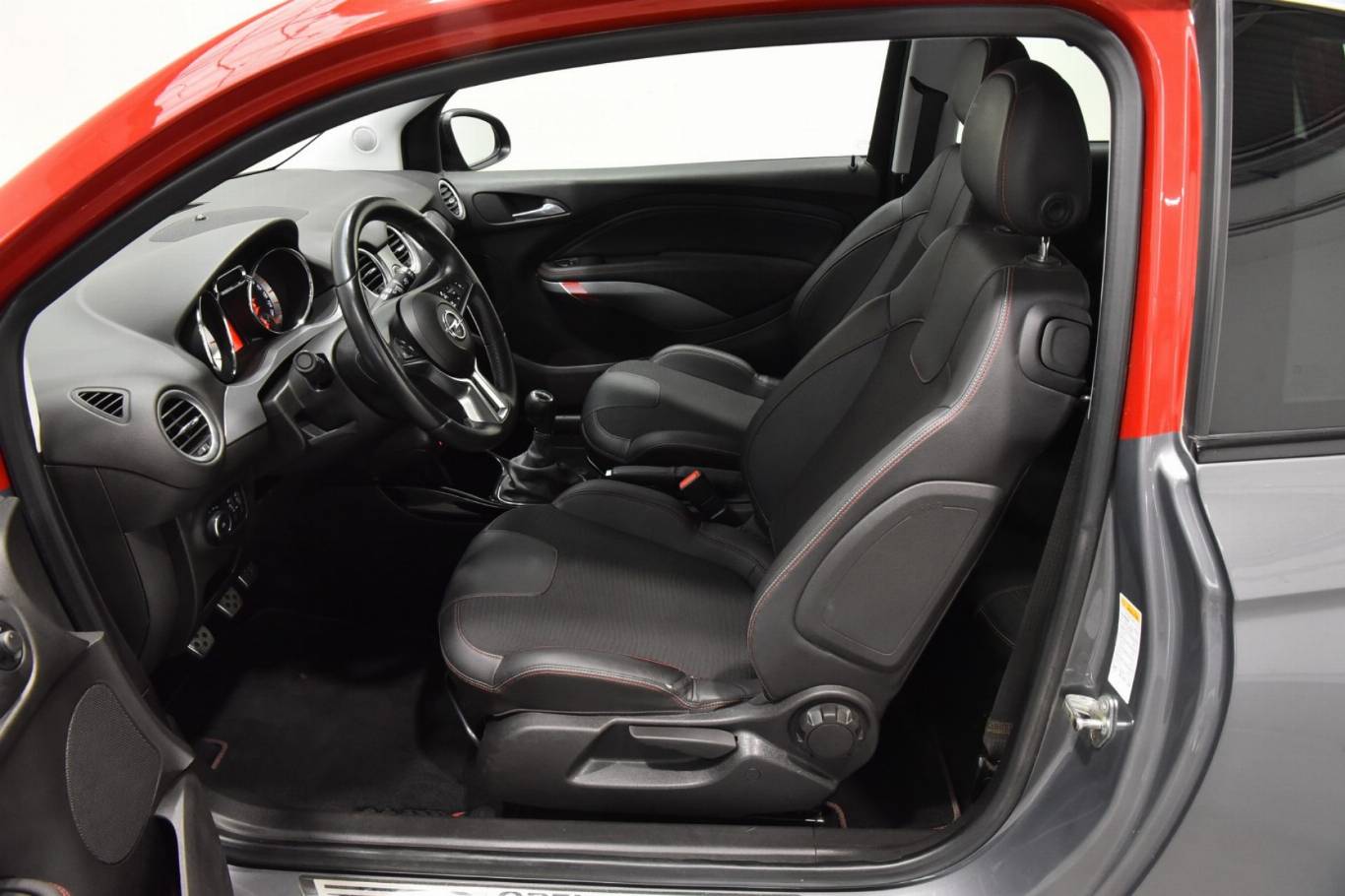 OPEL Adam 4