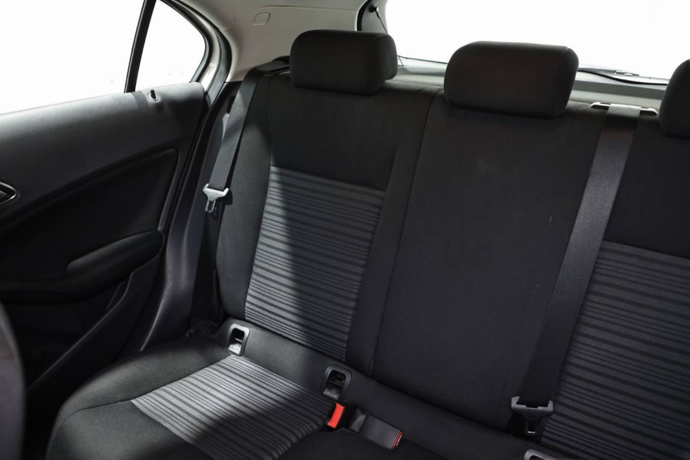 MERCEDES-BENZ A 180 30