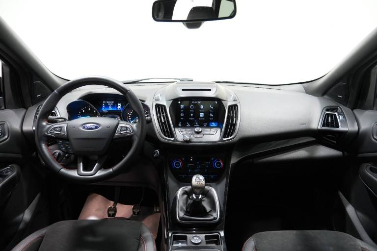 FORD Kuga 10