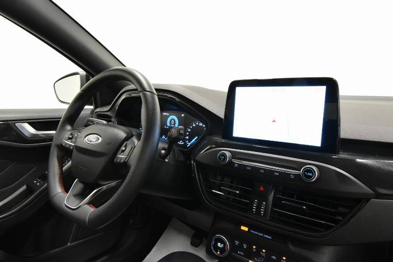 FORD Focus 28
