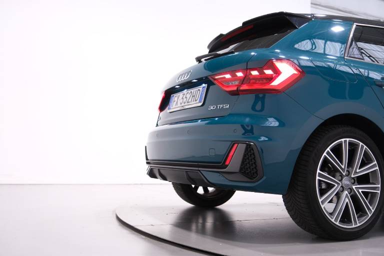 AUDI A1 52