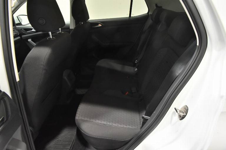 VOLKSWAGEN T-Cross 37