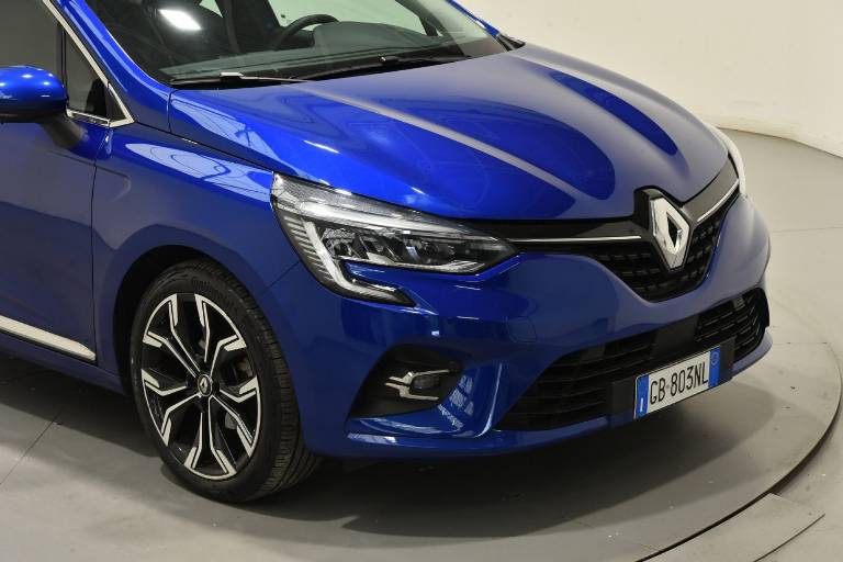 RENAULT Clio 16