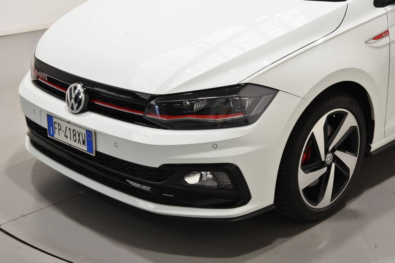 VOLKSWAGEN Polo GTI 46