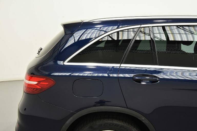 MERCEDES-BENZ GLC 220 55