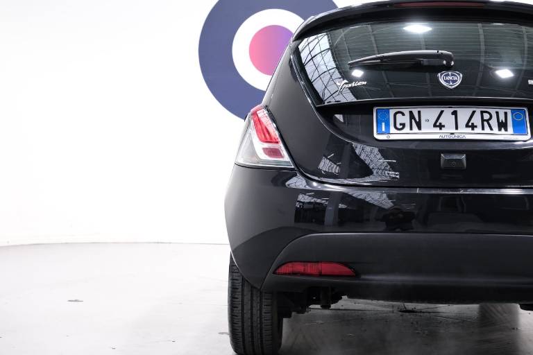 LANCIA Ypsilon 56