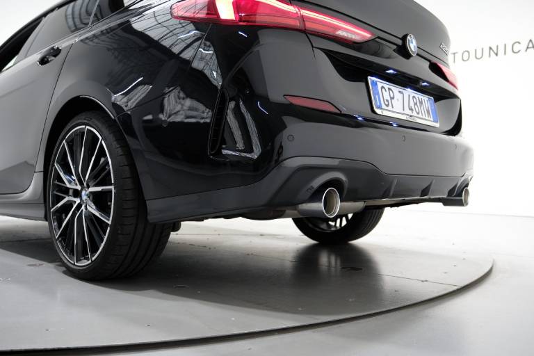 BMW 220 53