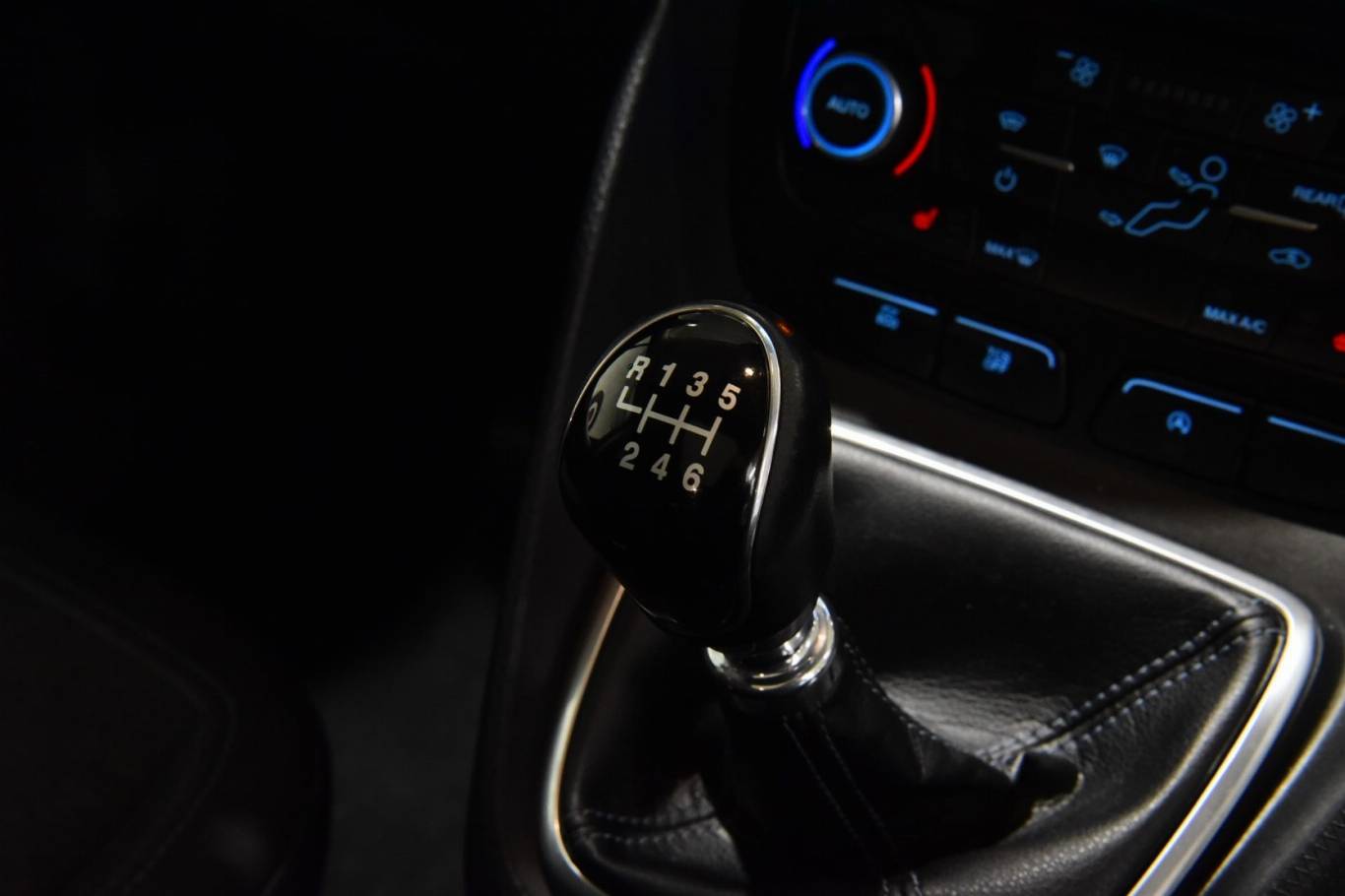 FORD Tourneo Connect 31