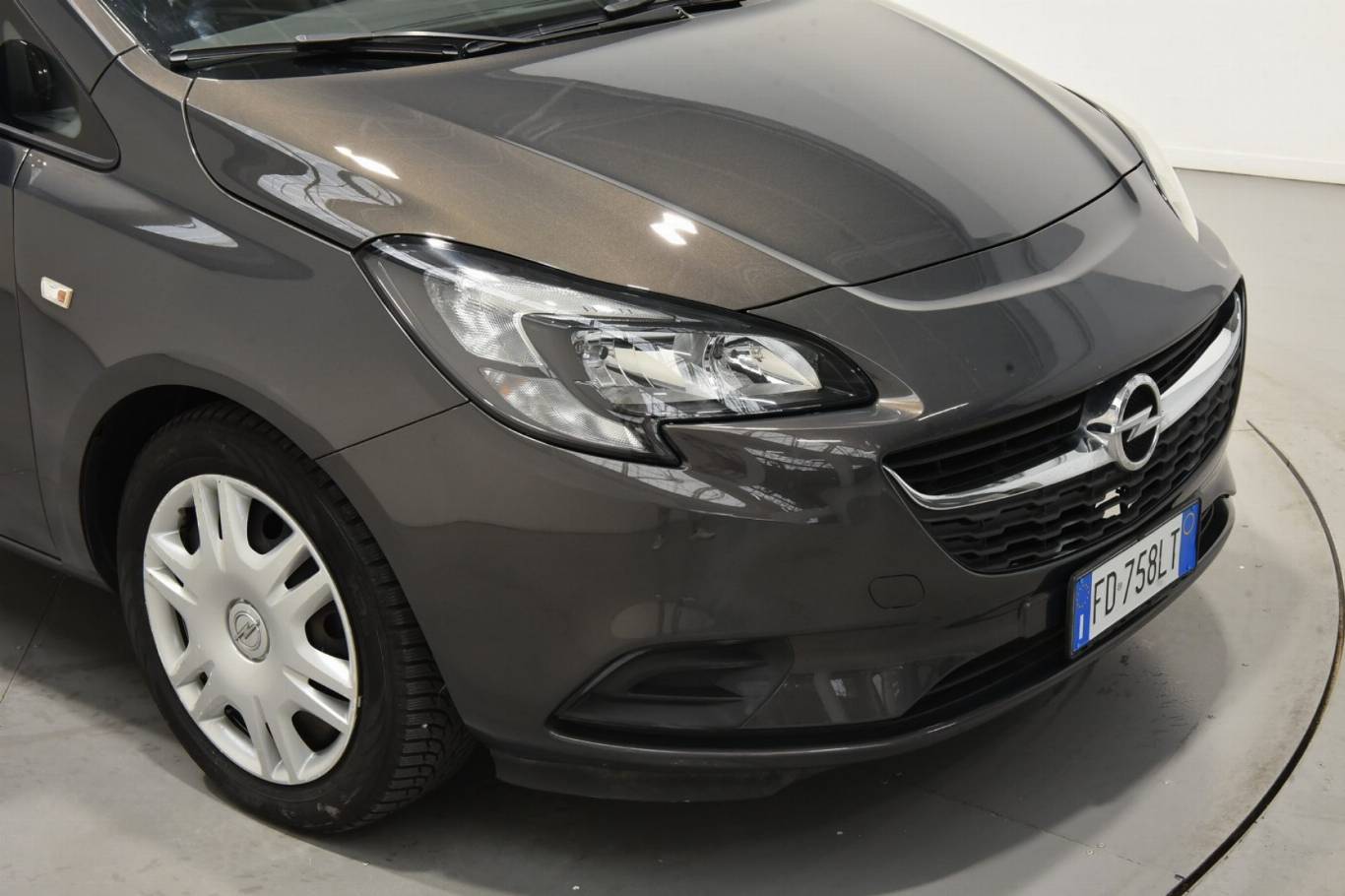 OPEL Corsa 33