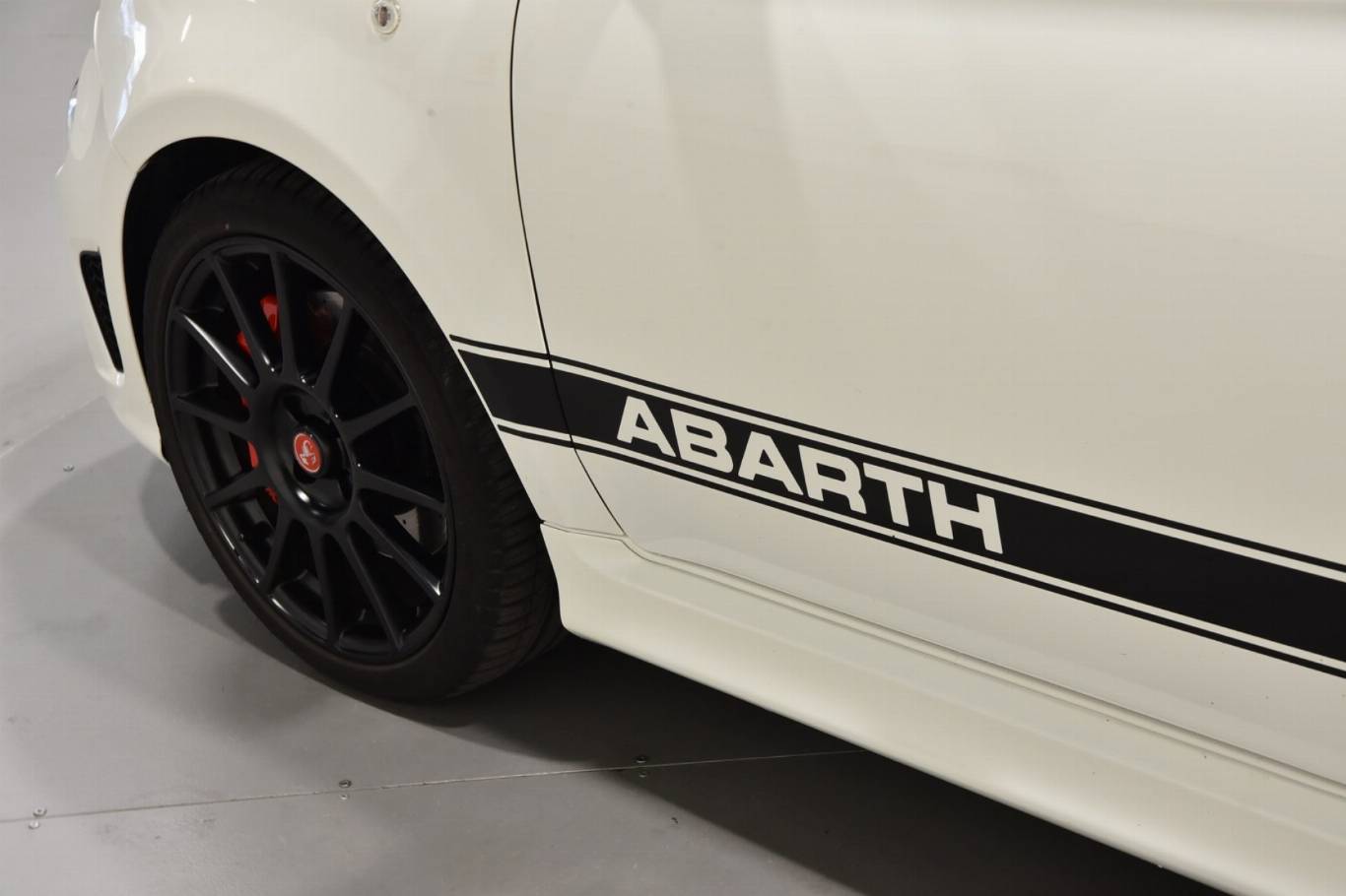 ABARTH 595 52