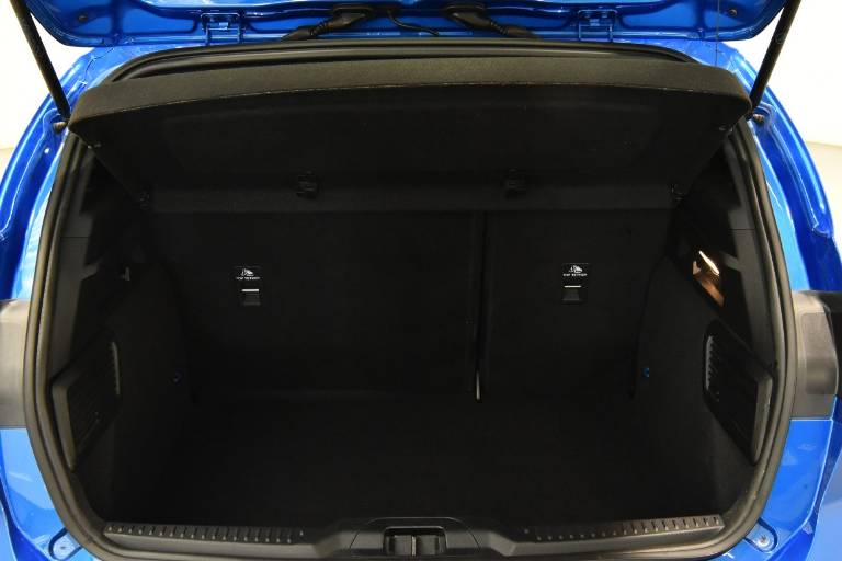 FORD Focus 13