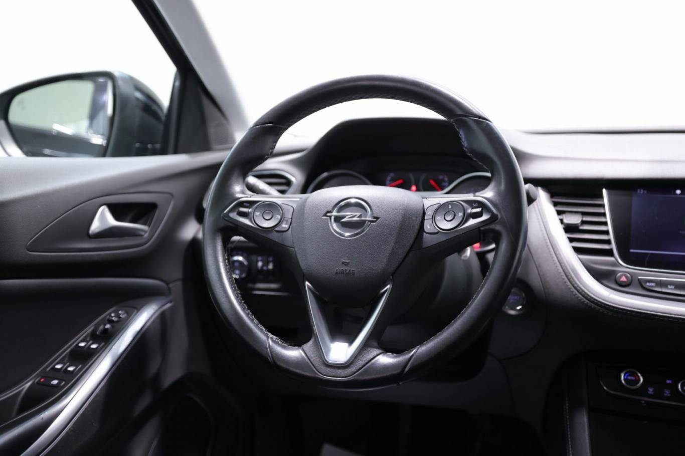 OPEL Grandland X 39