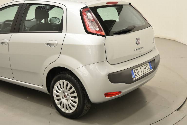 FIAT Punto Evo 31